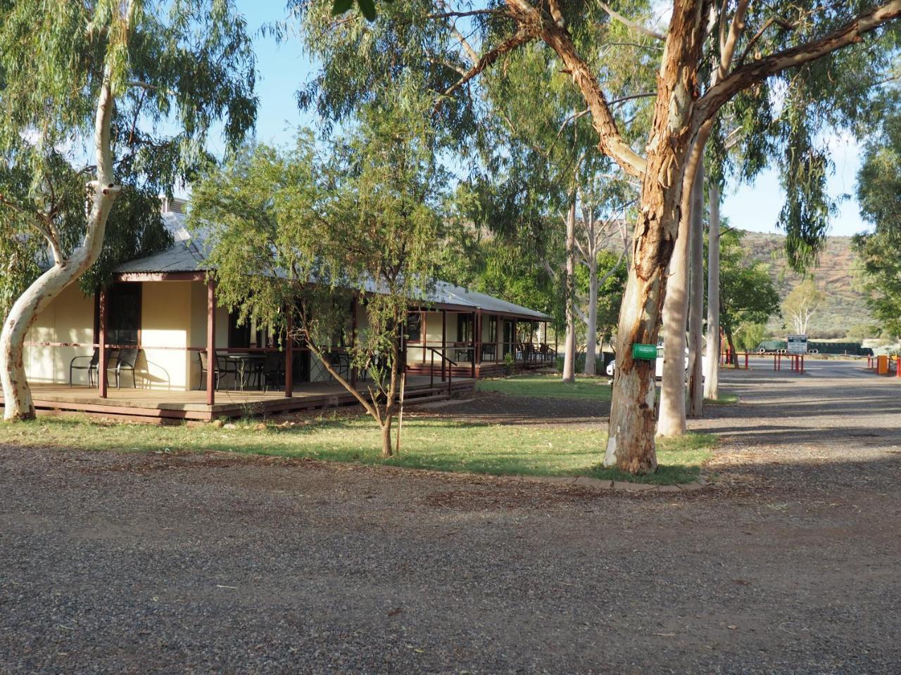 Heritage Caravan Park Alice Springs Exterior photo