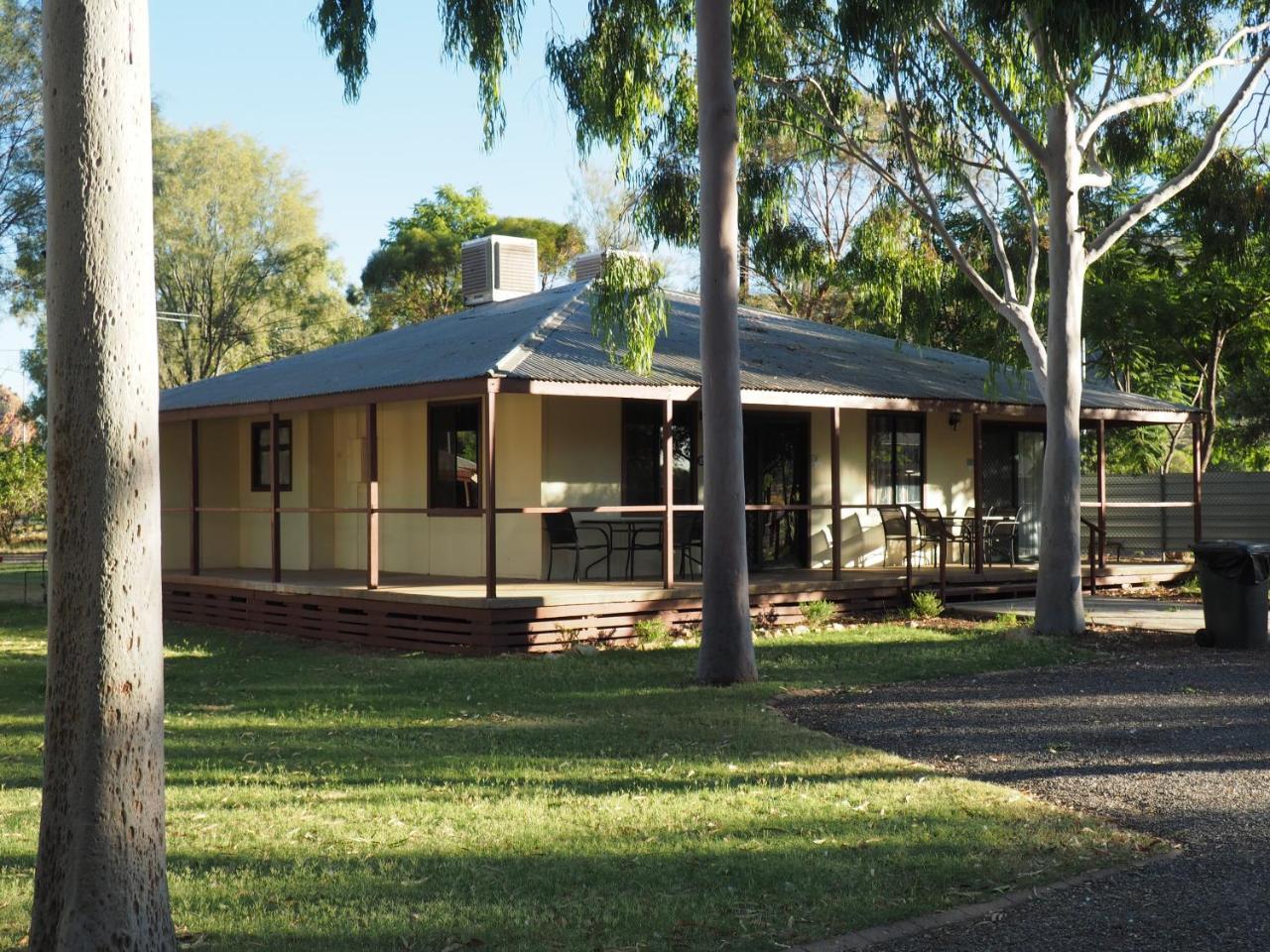 Heritage Caravan Park Alice Springs Exterior photo