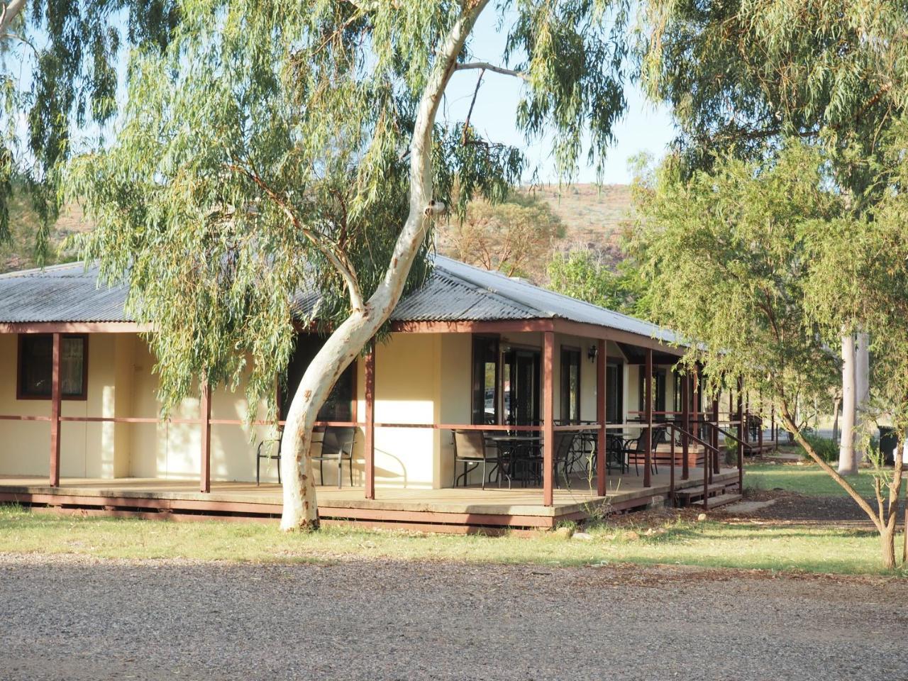 Heritage Caravan Park Alice Springs Exterior photo